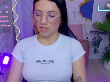 Chaturbate Adult Webcams of chiara_tay