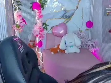 Chaturbate Adult Webcam of chiara_tay