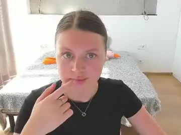 Chaturbate Live Porn of kitkatvel