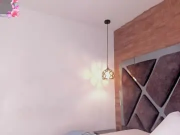 Chaturbate Live Sex of rose_evans__