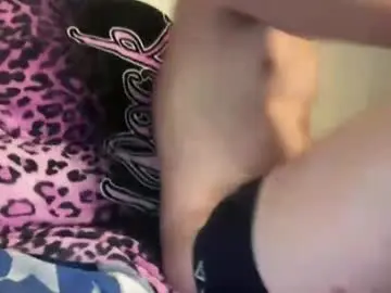 Chaturbate Sex Chat of tommygunzsolo