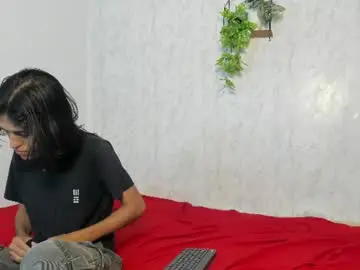 Chaturbate Adult Webcam of dady_show69