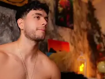 Chaturbate Best live sex cam show of noha_miler