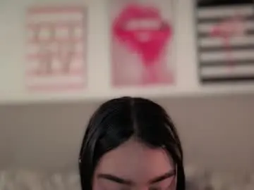 Chaturbate Best live sex cam show of pocahontas_moon