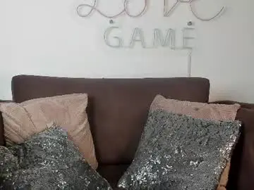 Chaturbate Live Sex Cam of shalom_banks