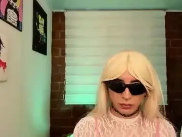 Chaturbate Adult Video Chat of _lily_rose__