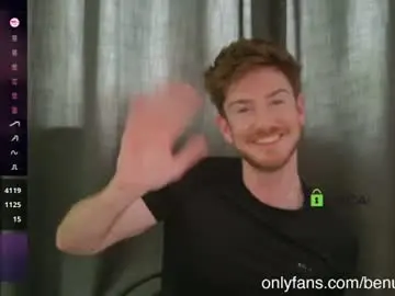 Chaturbate Free Porn Cam of heyhotty1