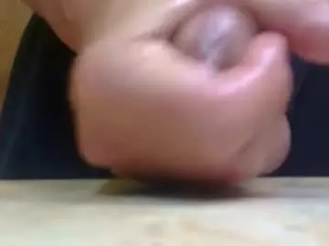 Chaturbate Live Porn of ijerkcum4u