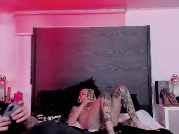 Chaturbate Free Porn Cam of inkedsinners_