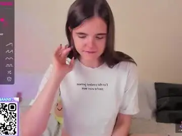 Chaturbate Live Sex Cam of tyler_ema