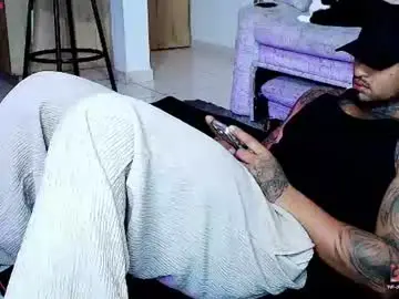 Chaturbate Best live sex cam show of zain_diesel7