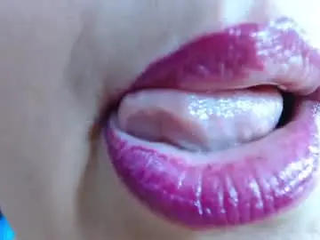 Chaturbate Private Sex Chat of kerly_doll