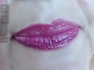 Chaturbate Free Live Porn of kerly_doll