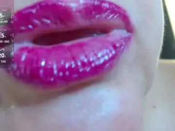 Chaturbate Sex Cam of kerly_doll