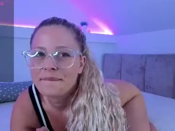 Chaturbate Watch Live Sex Cams of blueyeskate