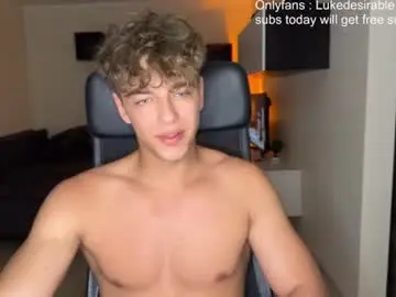 Chaturbate Live Sex Cam of lukedesirable