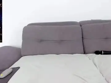 Chaturbate Live Sex Cam of mayababyy