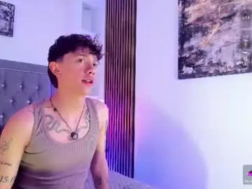 Chaturbate Live Sex Cam of timothy_ross