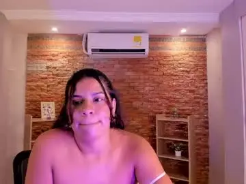 Chaturbate Live Sex Cam of mavi_saenz