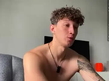 Chaturbate Free Porn Cam of lyon_power_