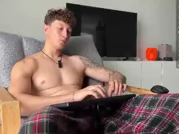 Chaturbate Free Live Porn of lyon_power_