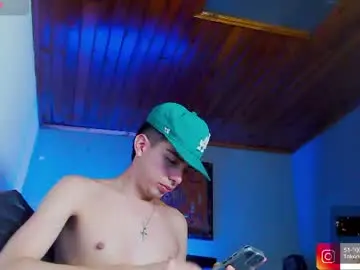Chaturbate Free Live Porn of ryannhill_