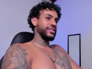 Chaturbate Adult Webcam of luigi1_