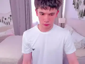 Chaturbate Live Sex Cam of ethan_crowe