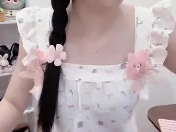 Chaturbate Watch Live Sex Cams of natycutiegirl