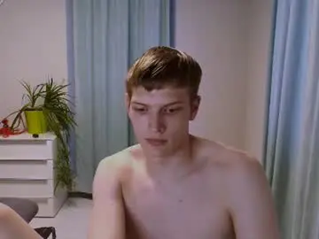 Chaturbate Live Sex Cam of yrshela