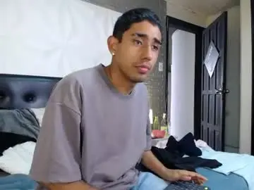 Chaturbate Best live sex cam show of isaak_salomee