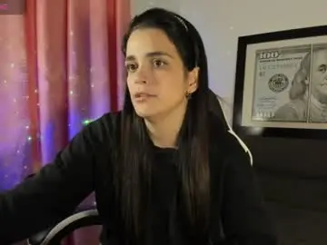 Chaturbate Free Live Porn of lucianamoreau_