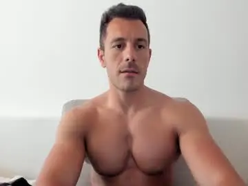 Chaturbate Sex Cam of roberto4ever