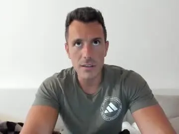 Chaturbate Nude Webcam of roberto4ever