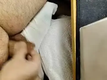 Chaturbate Sex Cam of small_1986