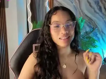 Chaturbate Best live sex cam show of penelope_tay