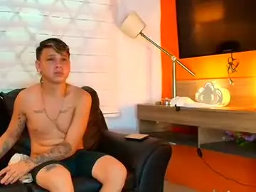 Chaturbate Free Porn Cam of tobby_millers_