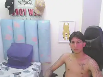 Chaturbate Sex Chat of liam_play