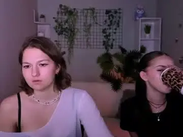 Chaturbate Live Sex Cam of liana_best