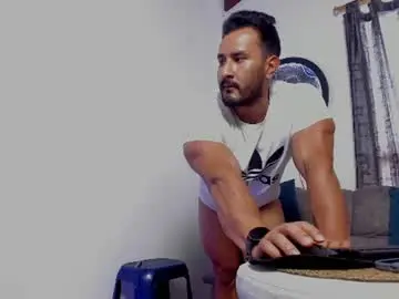 Chaturbate Live Sex Cam of curt_x