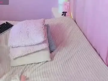 Chaturbate Watch Live Sex Cams of esmeraldalindsey