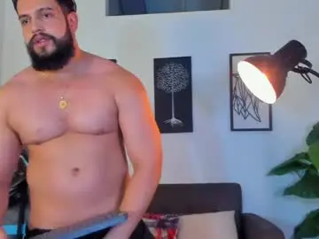 Chaturbate Live Sex Cam of mark_x23