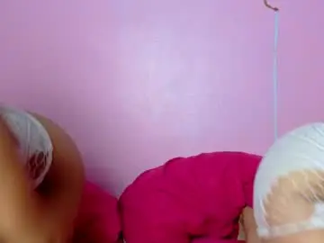 Chaturbate Live Porn of petitestrawberry18