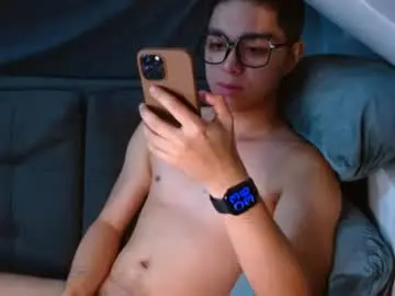 Chaturbate Private Sex Chat of bigshowforyouxx