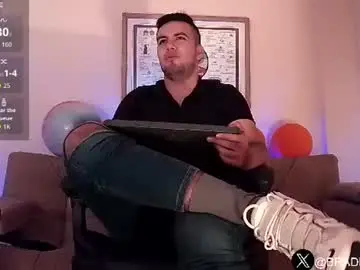 Chaturbate Nude Webcam of bradleycolton