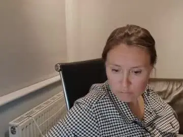 Chaturbate Live Sex Cam of eatmypie69