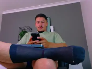 Chaturbate Nude Webcam of mrfox__