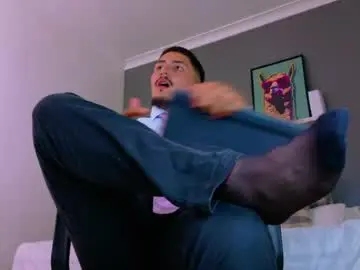 Chaturbate Live Porn of mrfox__