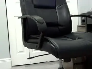 Chaturbate Live Sex of ossibottom