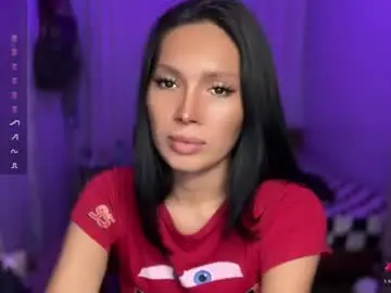 Chaturbate Adult Video Chat of h34rtsforcami